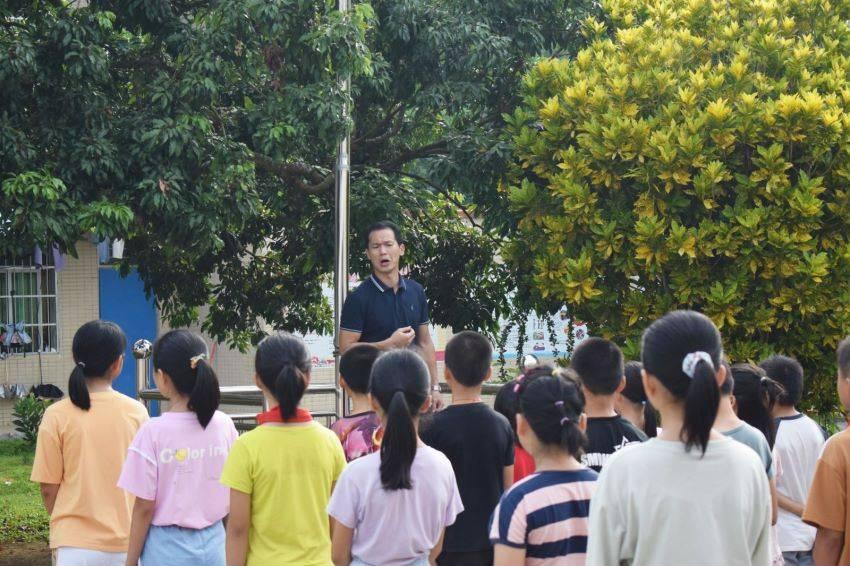 十年翻十倍!这些公募规模增长逆势出圈,行业马太效应下如何突围?